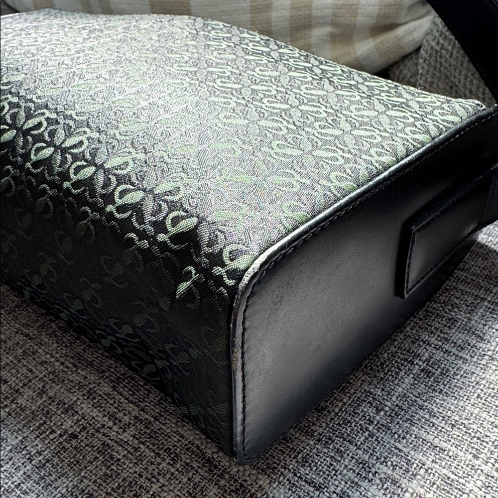 Loewe Black And Green Patterned Shoulder Bag - image 6